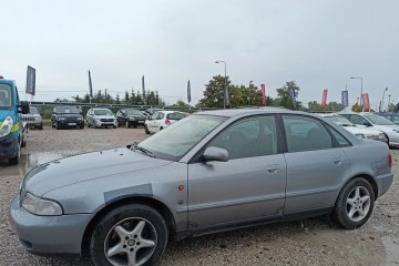 Audi A4 1.6