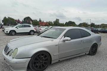 Mercedes-Benz CLK 320