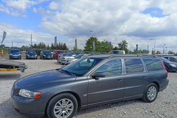 Volvo V70 2.4