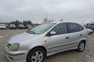 Nissan Almera Tino 1.8
