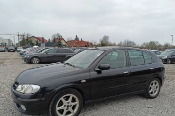 Nissan Almera